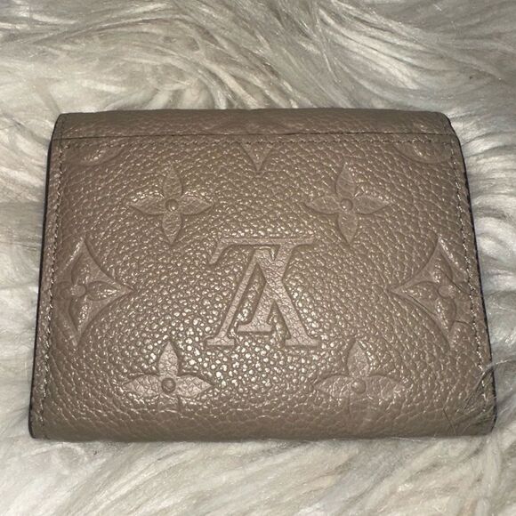 Louis Vuitton Small Beige Zoe Empreinte Wallet - Picture 5 of 14